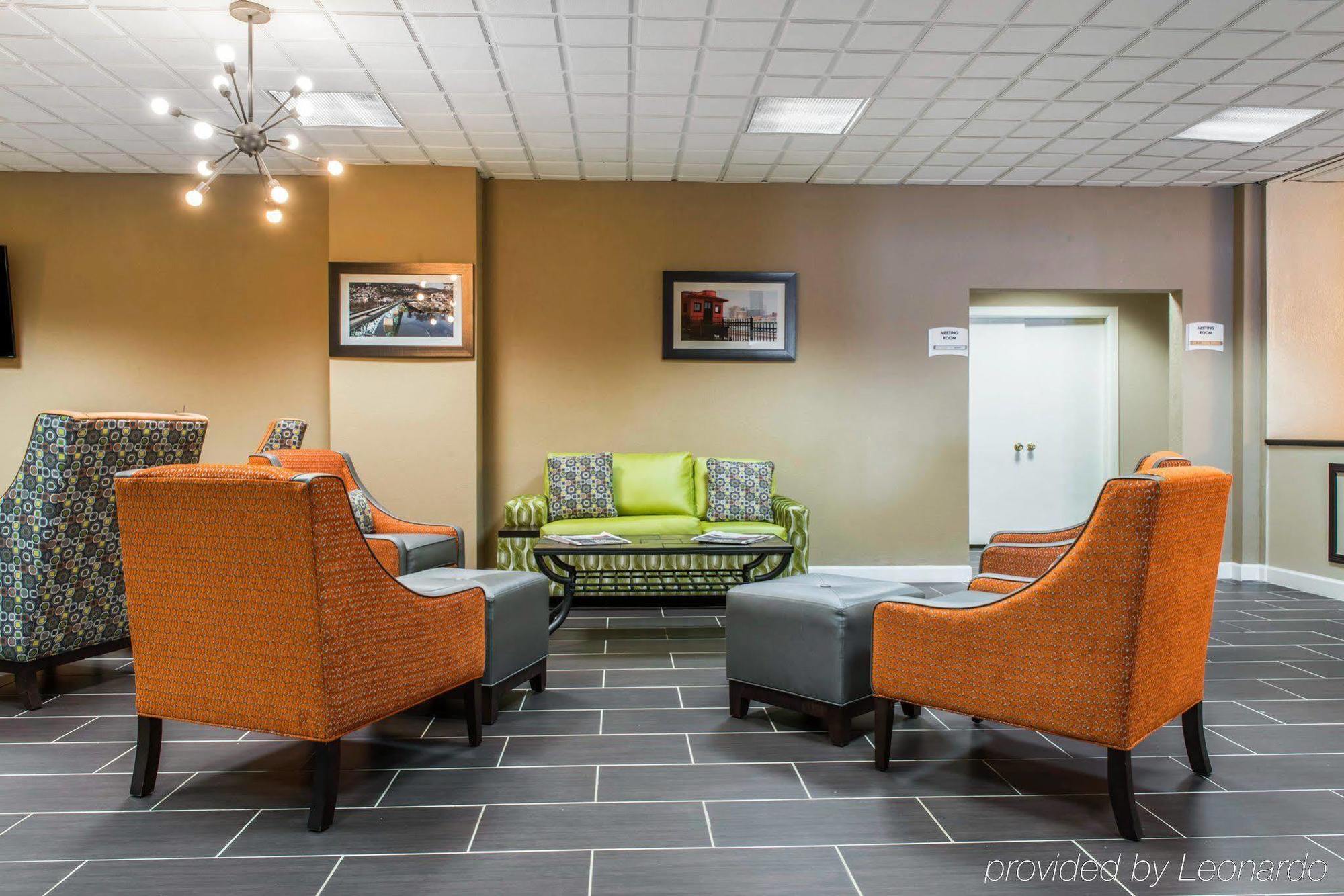Quality Inn New Kensington Eksteriør billede