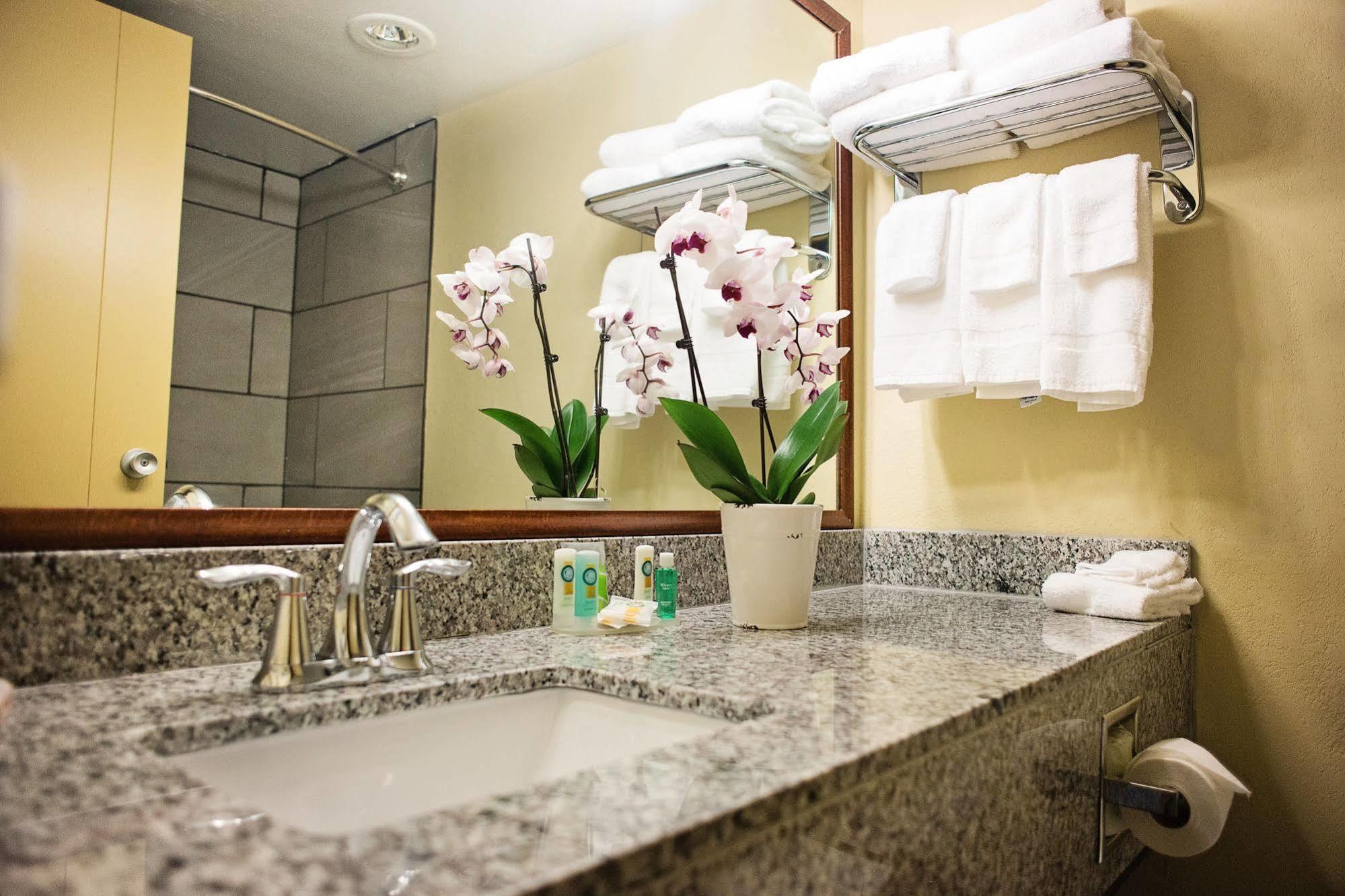 Quality Inn New Kensington Eksteriør billede